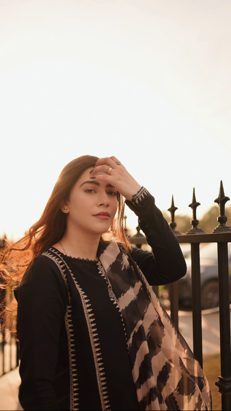 Zara Shahjahan Dhanak 3PC Embroidered Suit