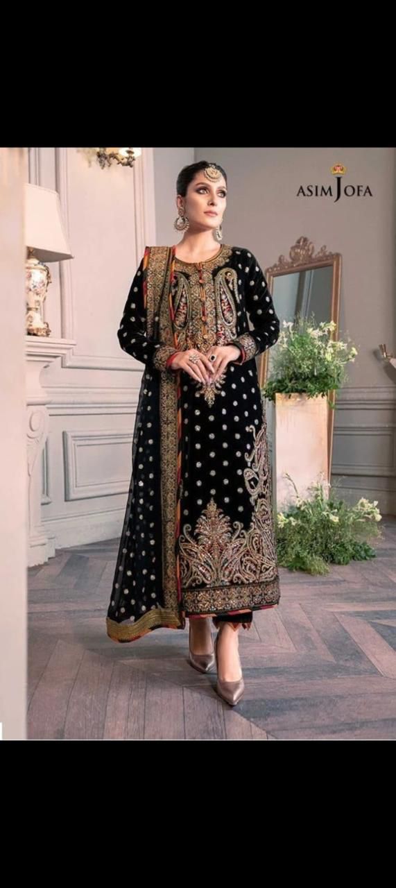 Asim Jofa Zimmil Micro Velvet 9000 luxury embroidered 3pc suit with net dupatta and silk trouser – RS Royal Fashion.
