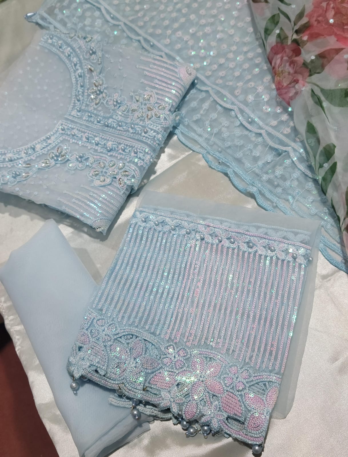 Baroque Chantelle D-1419 heavy handwork embroidered organza 3pc suit with silk trouser – RS Royal Fashion