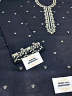 Zara Shahjahan Dhanak 3PC embroidered suit with wool shawl and dyed trouser – Winter 2025 collection.