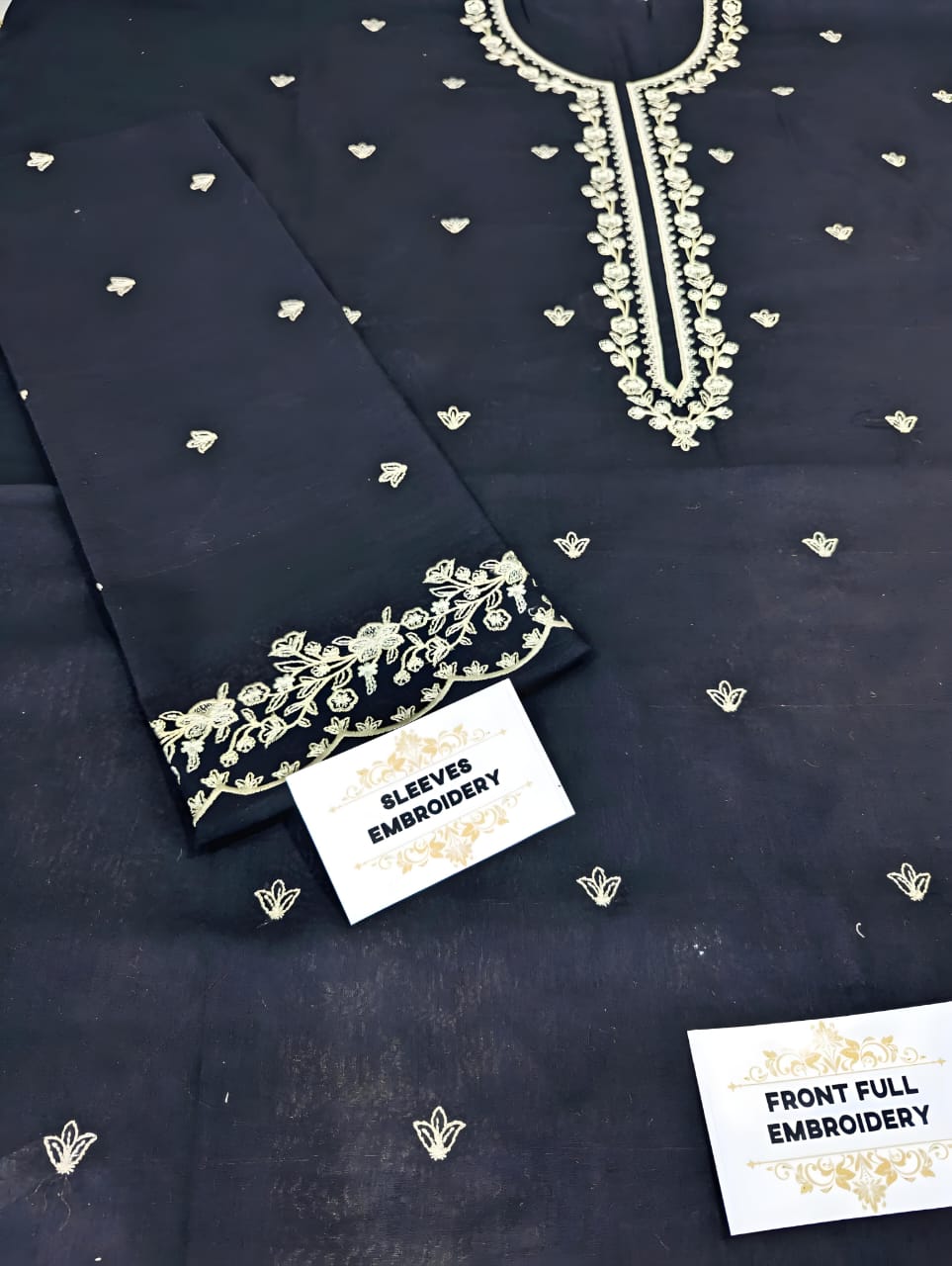 Zara Shahjahan Dhanak 3PC embroidered suit with wool shawl and dyed trouser – Winter 2025 collection.