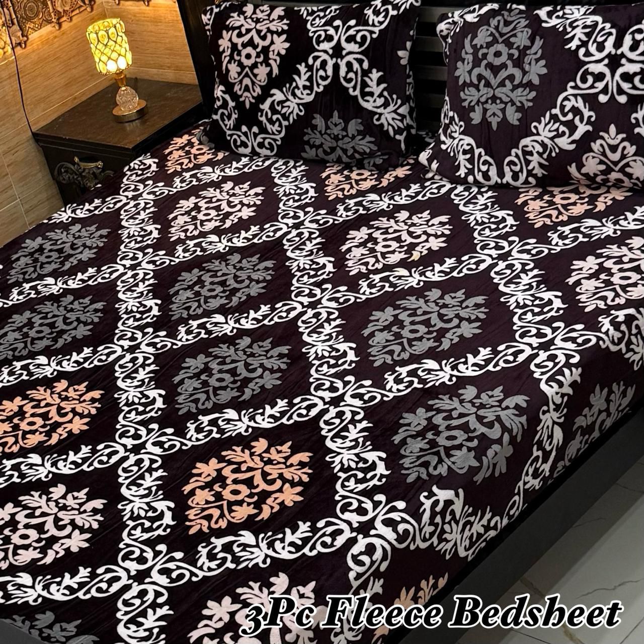 Floral Fleece Bedding Set
3Pc Soft Fleece Bedsheet – King Size
