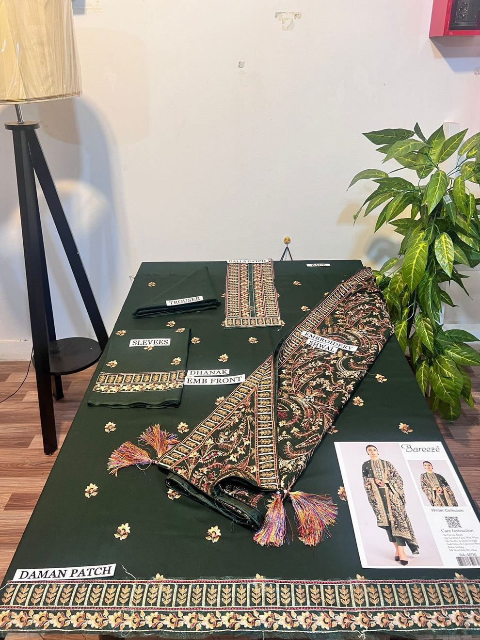 Bareeze Dhanak Embroidered 3Pc Suit | Premium Winter Collection